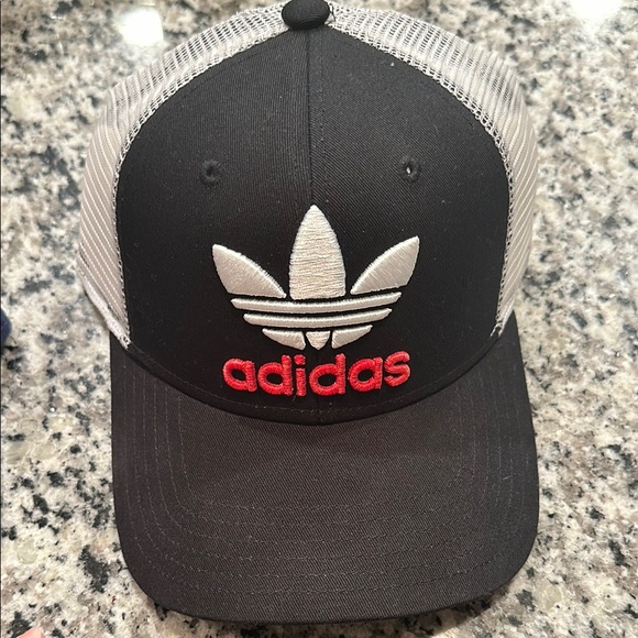Adidas bundle - Picture 2 of 9